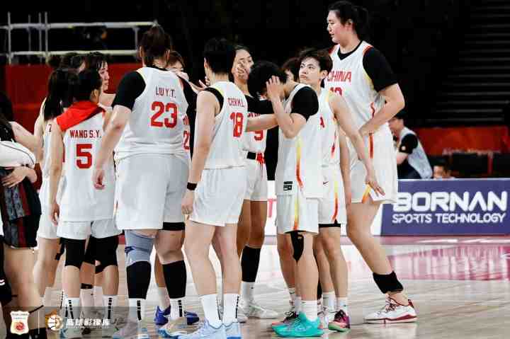 亚运女篮综述：中国女篮大胜印尼锁定小组头名 韩国&台北均两连胜