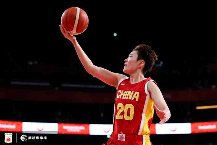 稳扎稳打！孙宇5中3贡献9分2板 正负值+28
